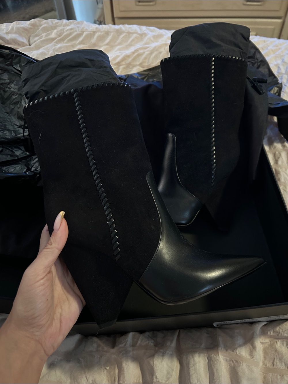 Black Women's Pointed Toe Wedge Ankle Boots - Brand Unspecified